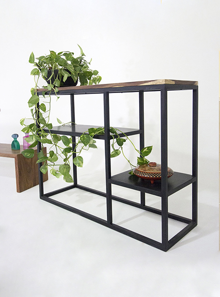Credenza con repisas